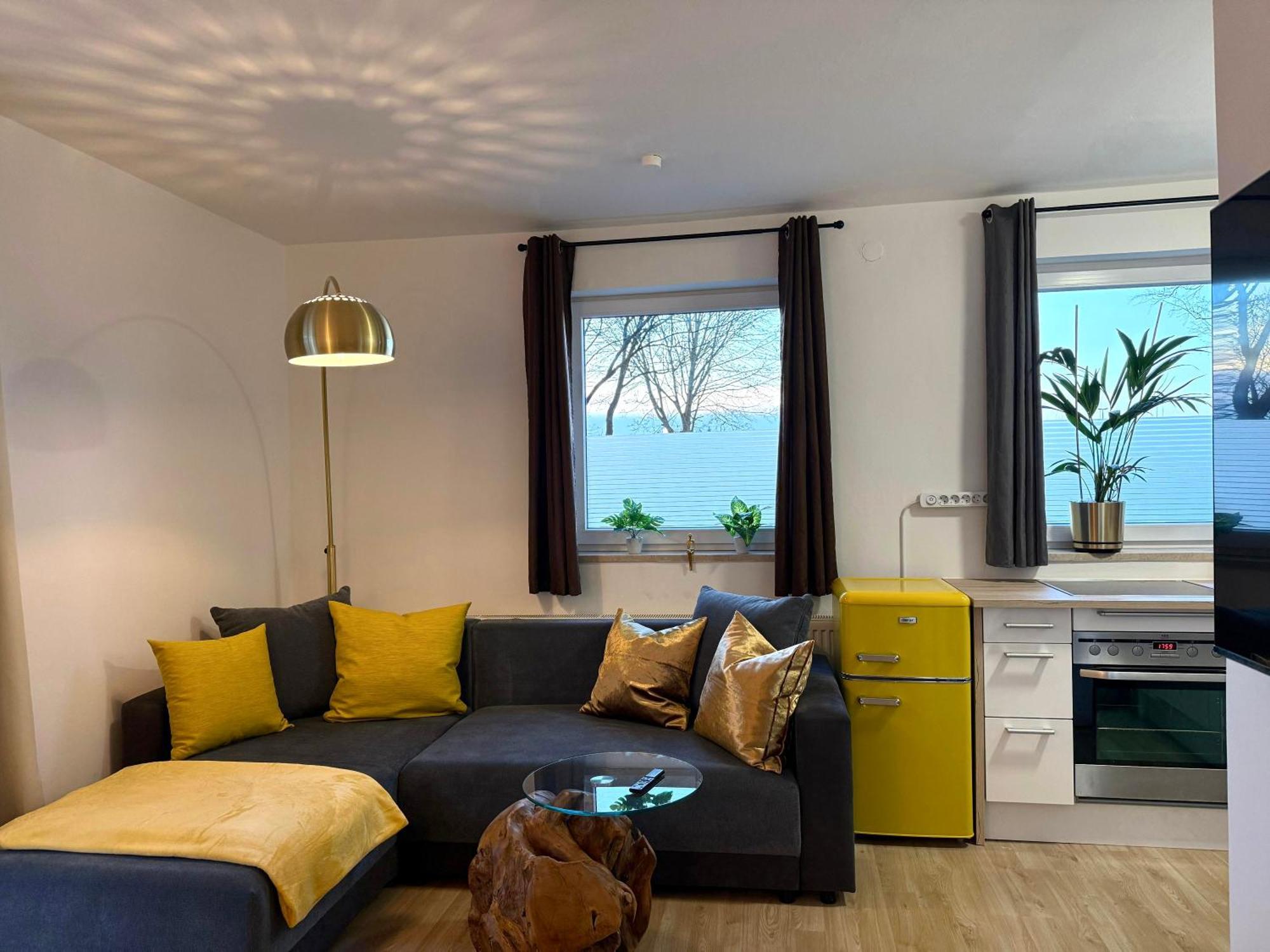 Yay - 65M2 Apartment Am Bahnhof - Smart Tv - Internet - Kaffee - Waschmaschine - Trockner Mühldorf Exterior foto